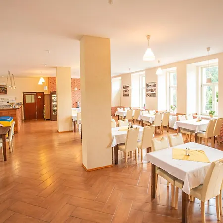 V Parku 3*